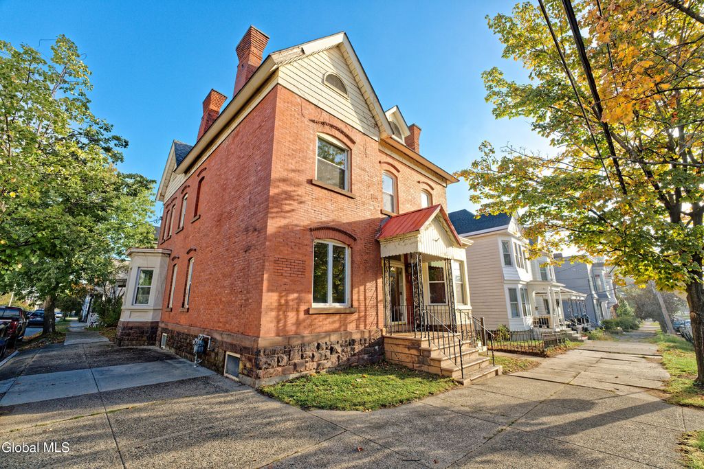 515 16th Street, Watervliet, NY 12189