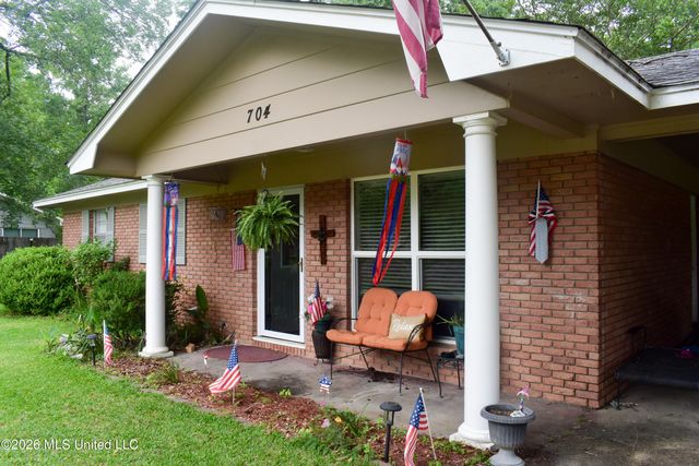 704 Marilyn Drive, Pearl, MS 39208