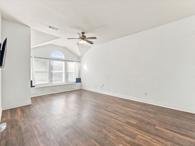 5344 Ridge View Drive, Watauga, TX 76137