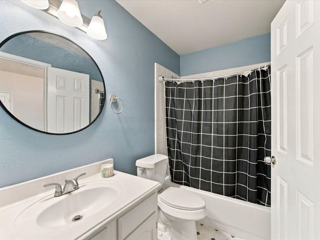 5344 Ridge View Drive, Watauga, TX 76137