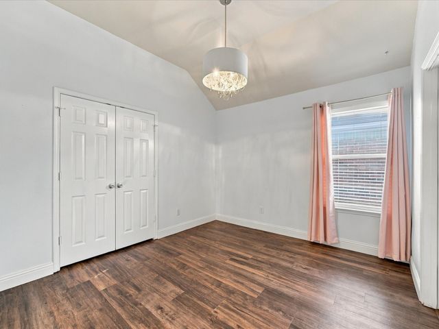5344 Ridge View Drive, Watauga, TX 76137