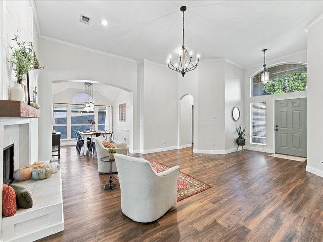 5344 Ridge View Drive, Watauga, TX 76137