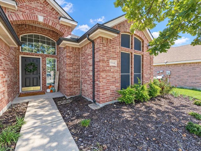 5344 Ridge View Drive, Watauga, TX 76137