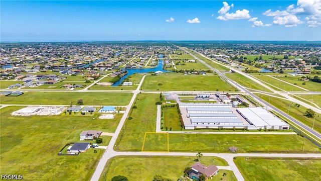 3227 NW 7th ST, Cape Coral, FL 33993