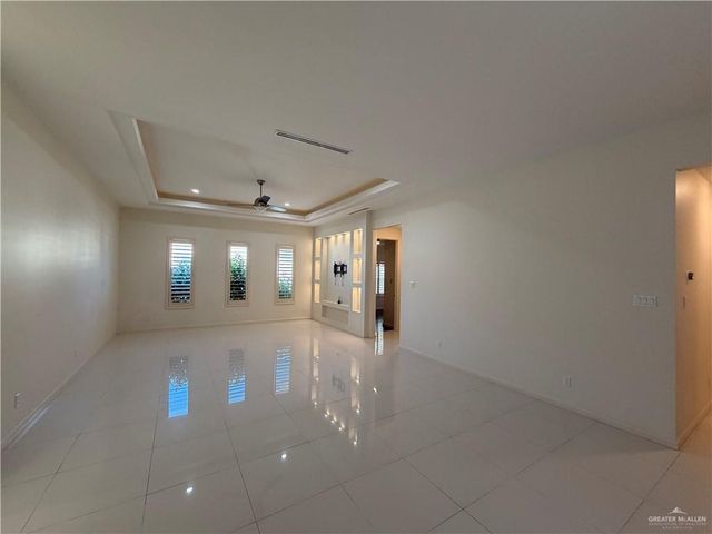 2818 Esmeralda Street, Edinburg, TX 78539