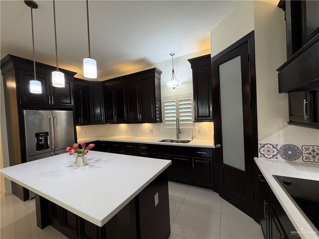 2818 Esmeralda Street, Edinburg, TX 78539