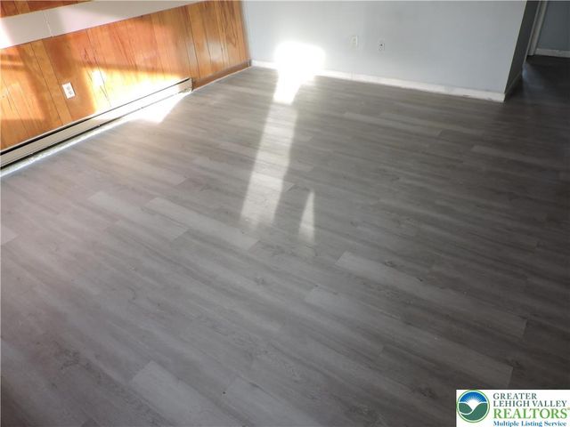 866 North Van Buren Street, Allentown City, PA 18104