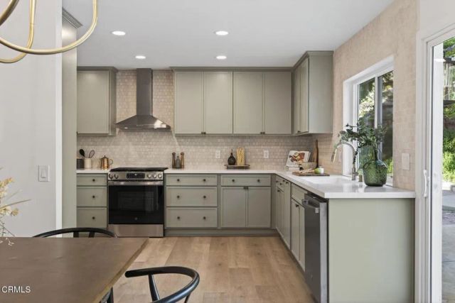 2868 Amber Wood Place, Thousand Oaks, CA 91362