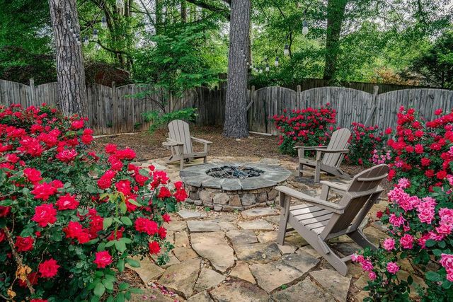 2331 Robin Lane SE, Smyrna, GA 30080