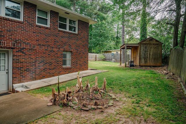 2331 Robin Lane SE, Smyrna, GA 30080