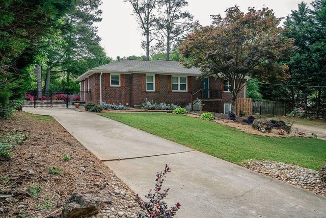 2331 Robin Lane SE, Smyrna, GA 30080