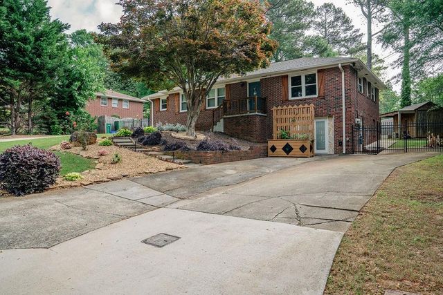 2331 Robin Lane SE, Smyrna, GA 30080