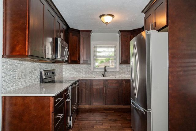 2331 Robin Lane SE, Smyrna, GA 30080