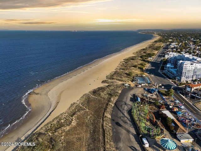 42 Jahn Street, Keansburg, NJ 07734