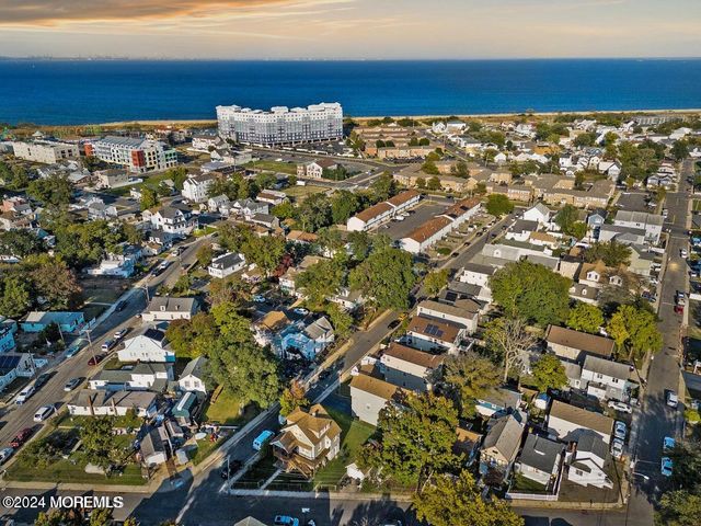 42 Jahn Street, Keansburg, NJ 07734