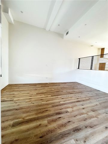 501 N Santa Anita B, Arcadia, CA 91006