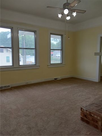 805 Goddard Avenue, Seneca, SC 29678