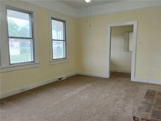 805 Goddard Avenue, Seneca, SC 29678