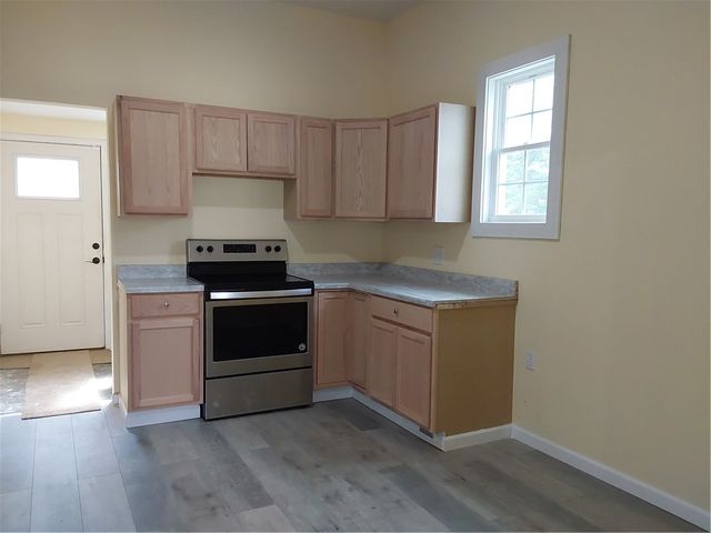805 Goddard Avenue, Seneca, SC 29678