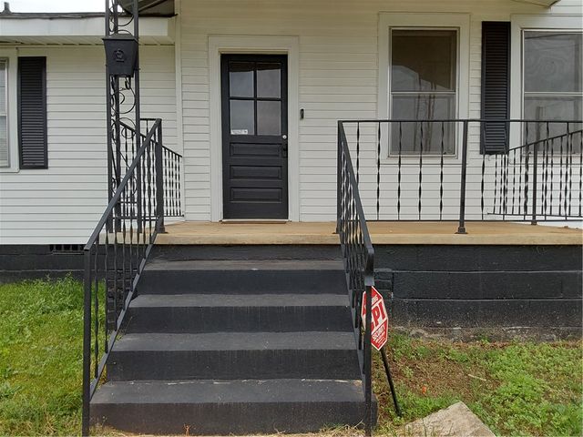 805 Goddard Avenue, Seneca, SC 29678