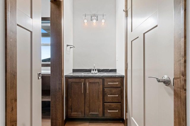 363 BATTERY AVENUE, De Pere, WI 54115