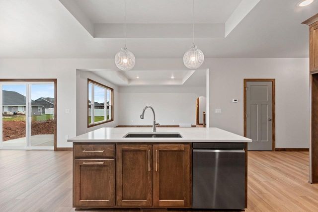 363 BATTERY AVENUE, De Pere, WI 54115