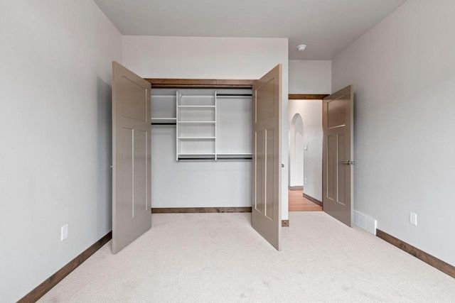 363 BATTERY AVENUE, De Pere, WI 54115