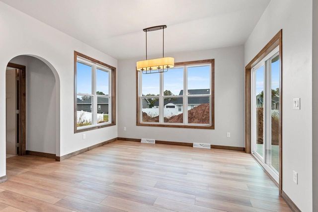 363 BATTERY AVENUE, De Pere, WI 54115