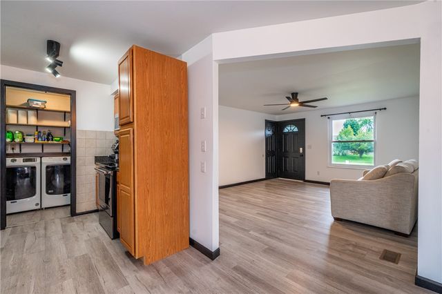 7701 Shepherdess Drive, Huber Heights, OH 45424