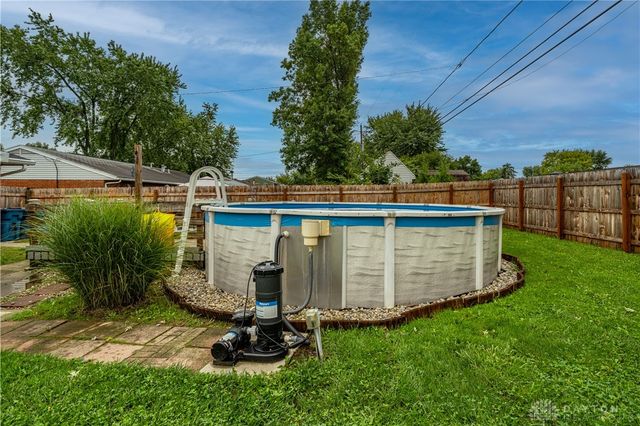 7701 Shepherdess Drive, Huber Heights, OH 45424