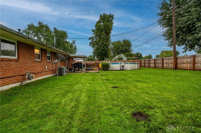 7701 Shepherdess Drive, Huber Heights, OH 45424