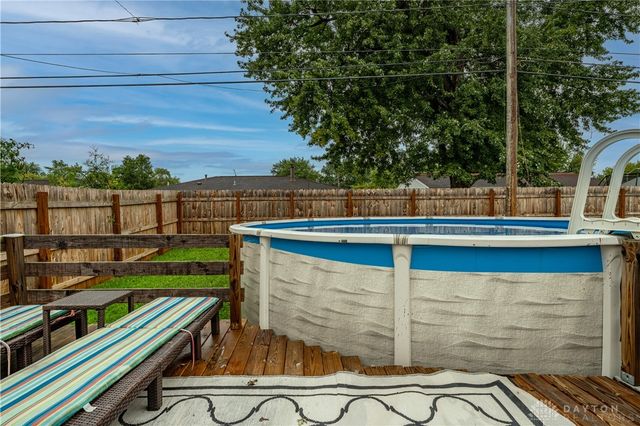 7701 Shepherdess Drive, Huber Heights, OH 45424