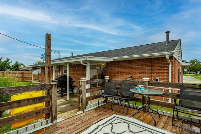 7701 Shepherdess Drive, Huber Heights, OH 45424