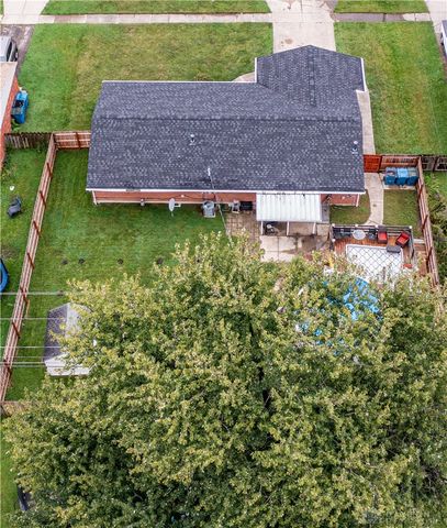 7701 Shepherdess Drive, Huber Heights, OH 45424