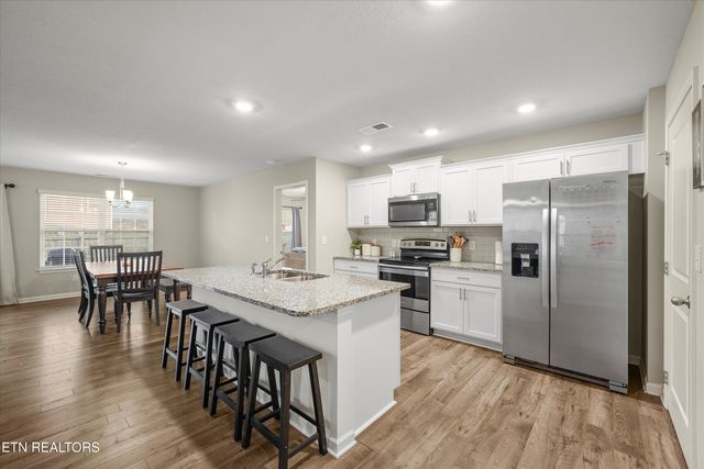 832 Old Towne Loop Drive, Seymour, TN 37865