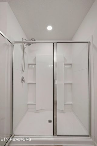 832 Old Towne Loop Drive, Seymour, TN 37865