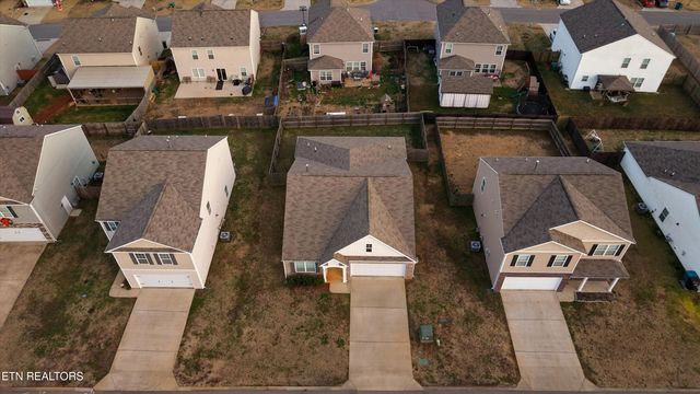 832 Old Towne Loop Drive, Seymour, TN 37865