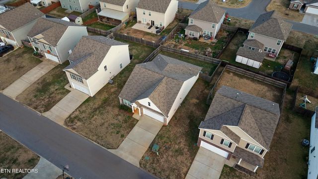 832 Old Towne Loop Drive, Seymour, TN 37865