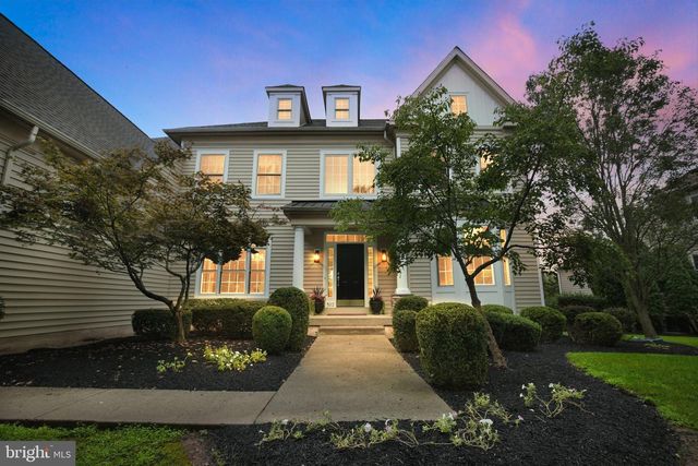 512 CHAMPIONSHIP DR, Harleysville, PA 19438
