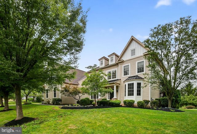 512 CHAMPIONSHIP DR, Harleysville, PA 19438