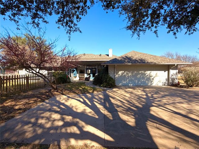 5614 Wedgefield Road, Granbury, TX 76049