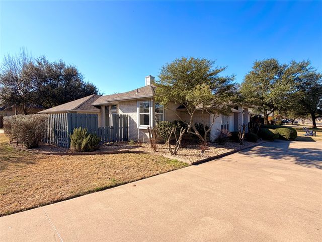 5614 Wedgefield Road, Granbury, TX 76049