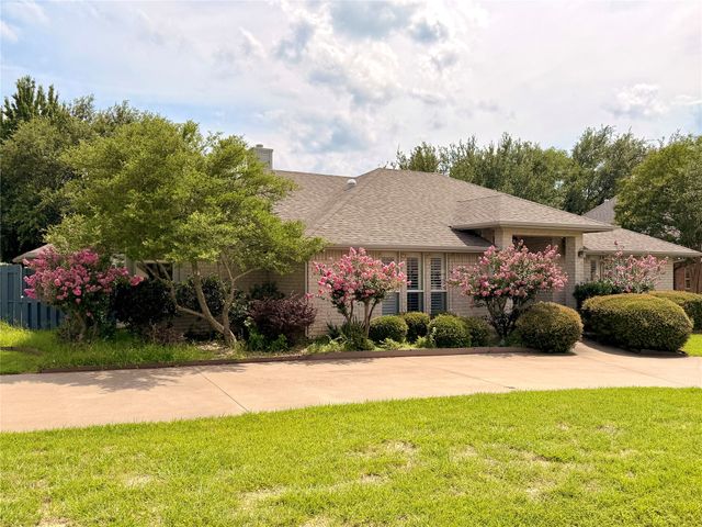 5614 Wedgefield Road, Granbury, TX 76049