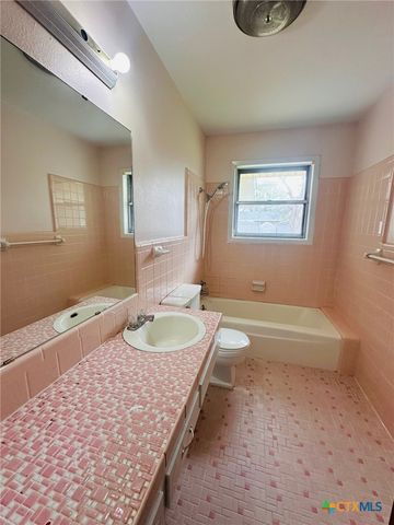 3705 Lancelot Lane, Temple, TX 76502