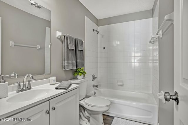 800 OLD BRIDGE Road 3, St. Johns, FL 32259