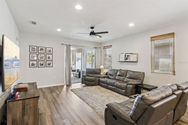 303 BUCHANNAN DRIVE, Davenport, FL 33837