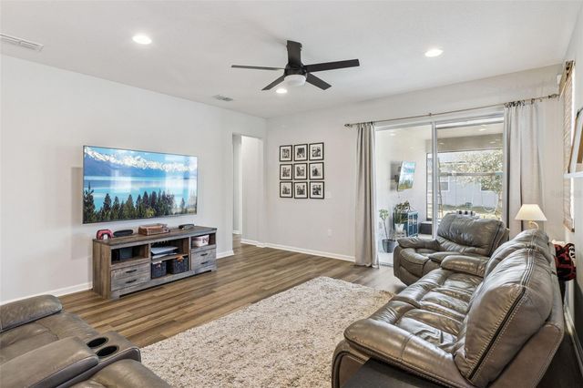 303 BUCHANNAN DRIVE, Davenport, FL 33837