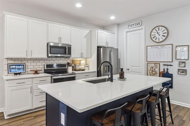 303 BUCHANNAN DRIVE, Davenport, FL 33837