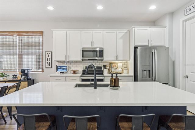 303 BUCHANNAN DRIVE, Davenport, FL 33837