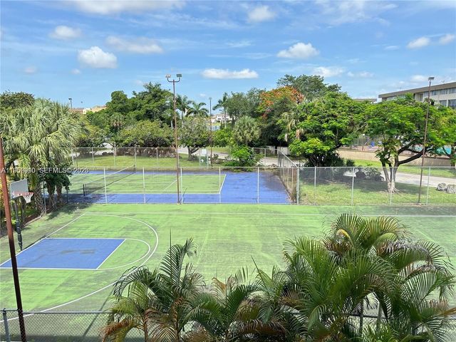 802 NW 87th Ave 315, Miami, FL 33172